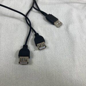 USB Type-A Male to Dual USB Type-A Female Y Splitter Cable